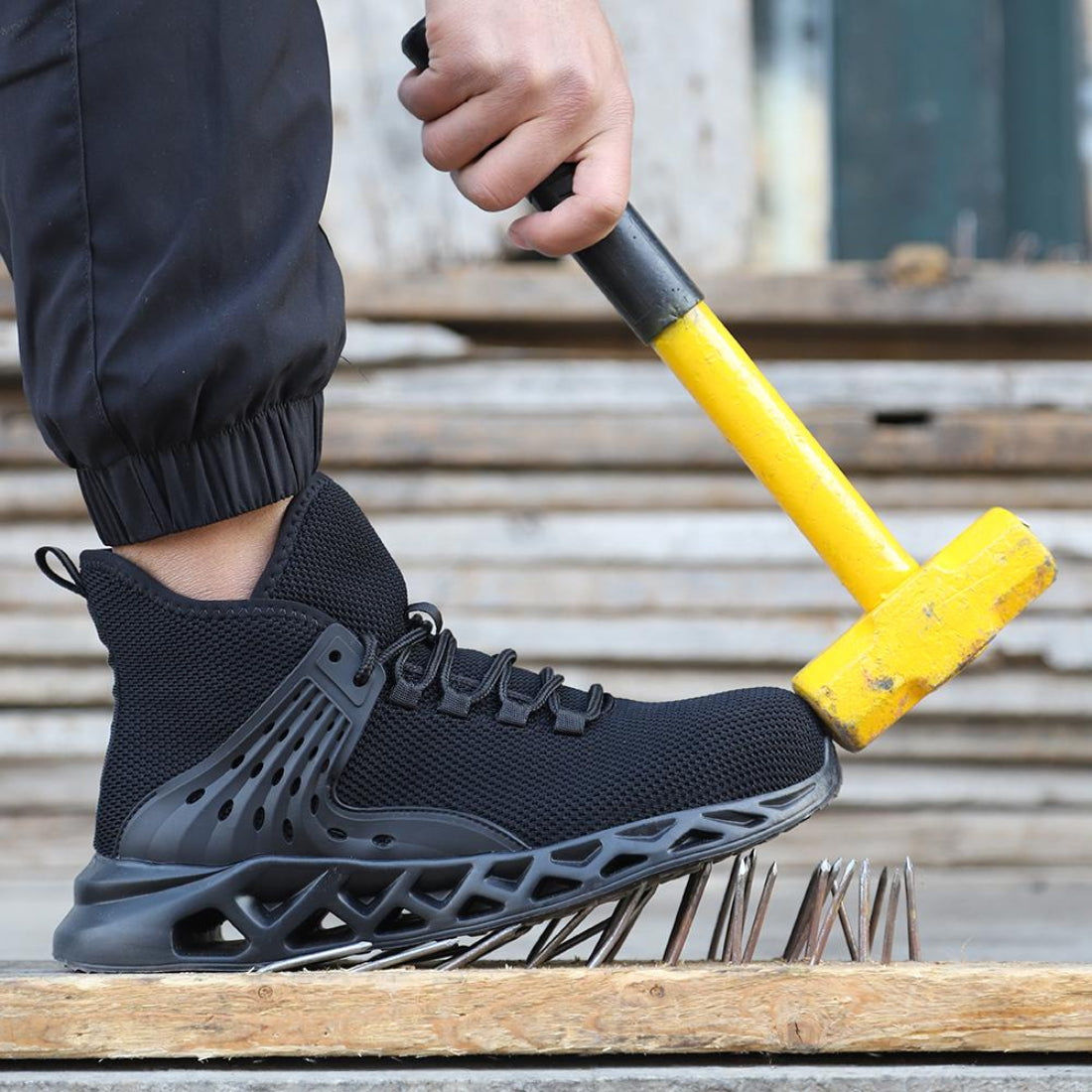 TFW K808 steel toe boots – sole traction